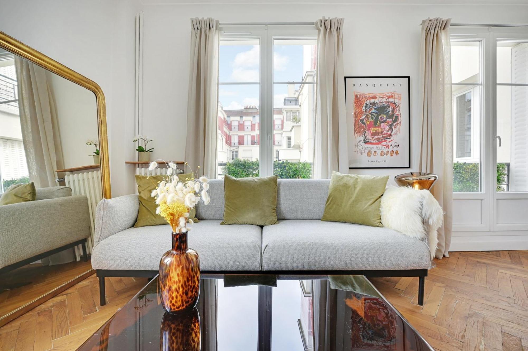 Apartment Luminous By Les Maisons De Charloc Homes Boulogne-Billancourt